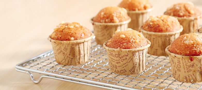 自从有了它，蛋糕、酸奶、烤鸡全都自己做，朋友自带碗筷来