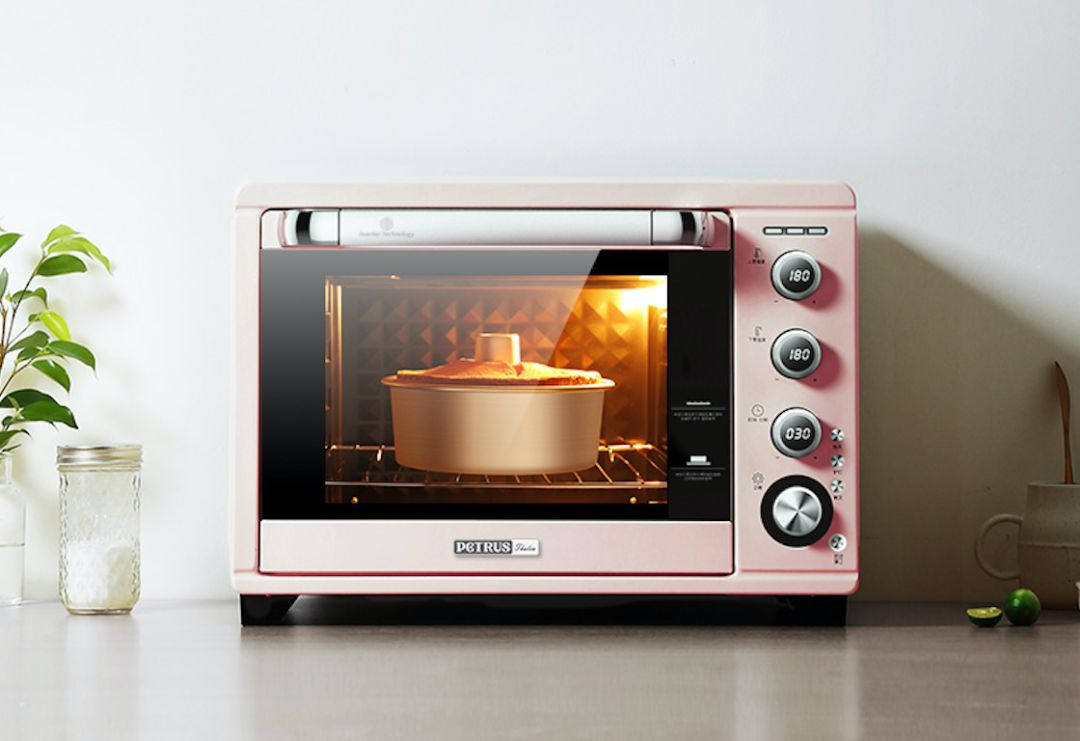 自从有了它，蛋糕、酸奶、烤鸡全都自己做，朋友自带碗筷来