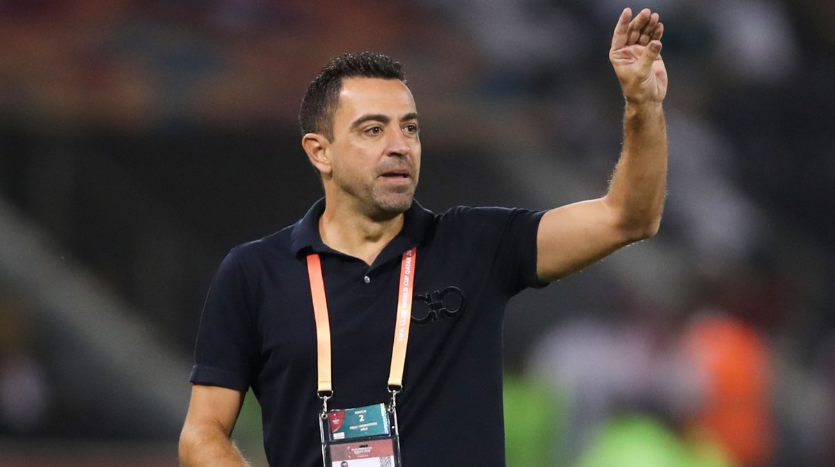 现在我还是阿尔萨德主帅(哈维:我没有收到来自巴萨的任何邀约,我是