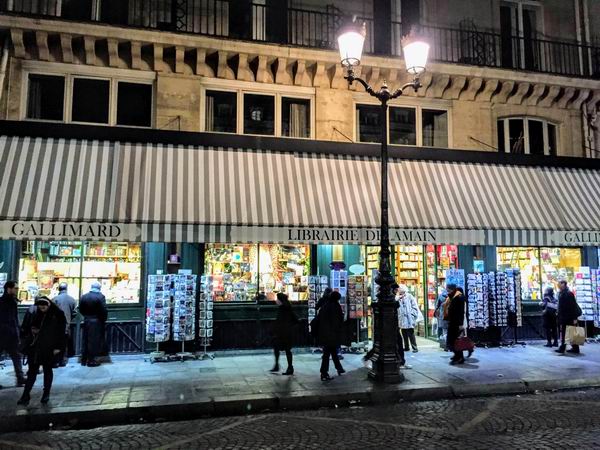书业观察｜扼杀“辛迪加”：法国书店协会和亚马逊的较量
