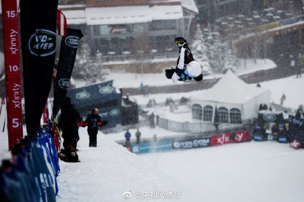 2019滑雪世界杯在瑞士哪里(单板滑雪U型场地世界杯拉克斯站蔡雪桐夺银)