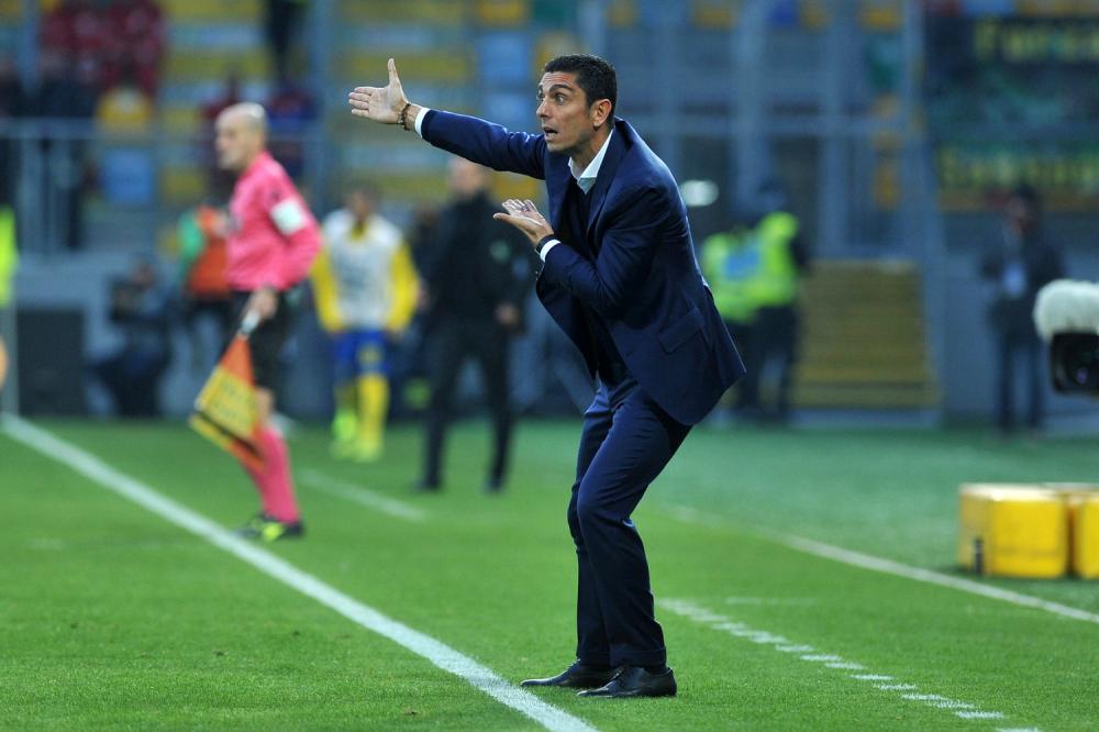 都灵解雇马扎里（都灵官方：解雇马扎里，莫雷诺-隆戈继任）-趣拿体育