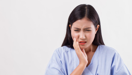 牙疼的差点撞墙！疫情之下为何中国的牙科诊疗都暂停了？