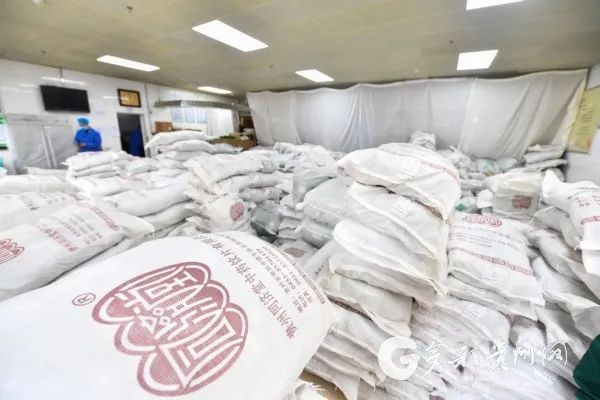 今天，贵州援鄂一个月！这套“贵州打法”，连世界卫生组织专家都点赞了