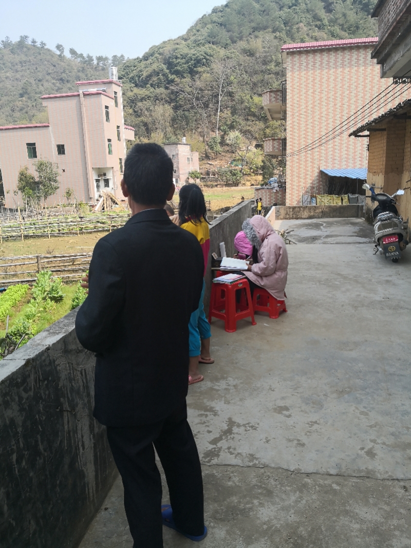 6小时网课耗5G流量！广东运营商加快出政策帮扶“蹭网”贫困生