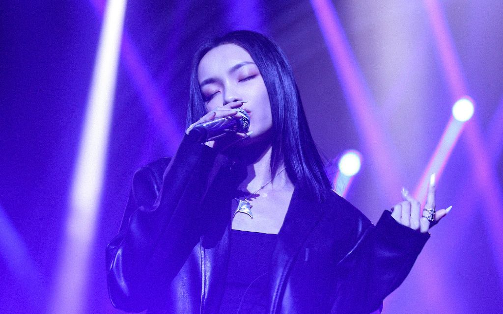 刘柏辛这个"嗯"在短视频怎么就被玩起来?丨娱论