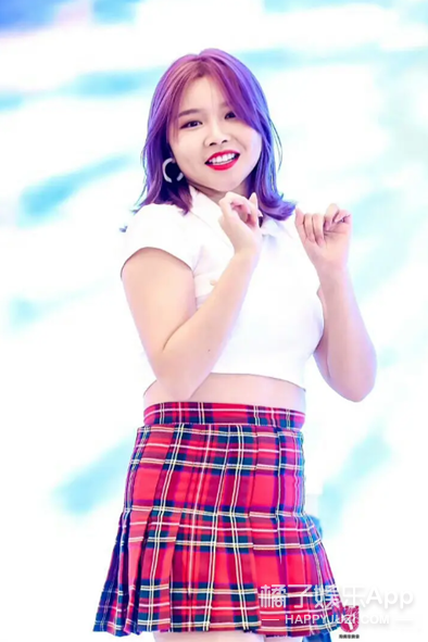 千万粉丝网红自创诺贝尔化妆学奖，曾四次抄袭，这还法学本科生？