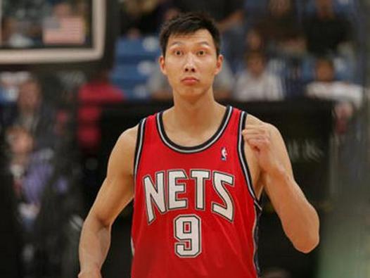 易建联在nba中有哪些记录(十年前的今天，易建联独砍31分创其NBA生涯单场得分纪录)