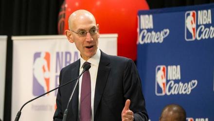 nba球队为什么要降薪(萧华“割肉”200万美元，NBA降薪为什么只降高管？)