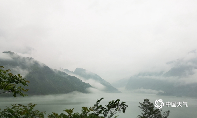 春雨是什么颜色的（春雨是什么颜色的答案）-第11张图片-科灵网