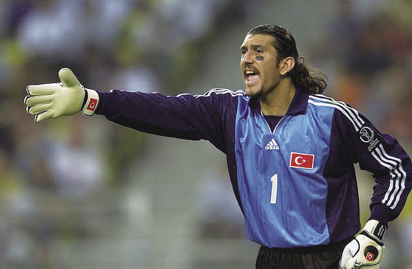 2002年世界杯土耳其队门将(2002年世界杯季军门将鲁斯图感染新冠病危