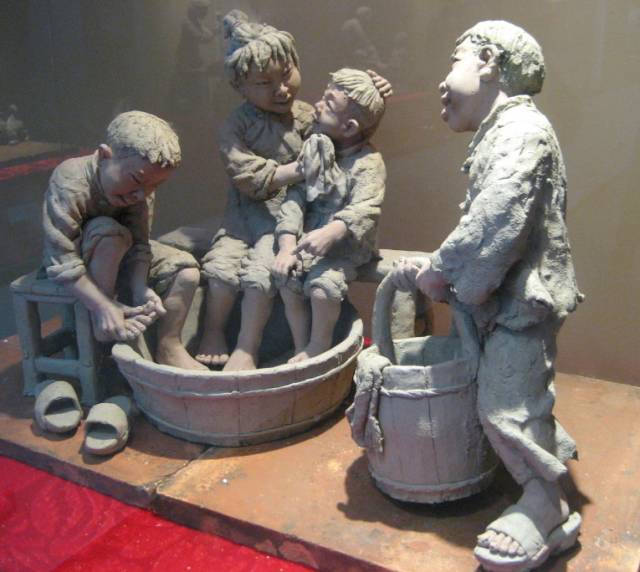 客家人表述亲情的方言，你知道几句？