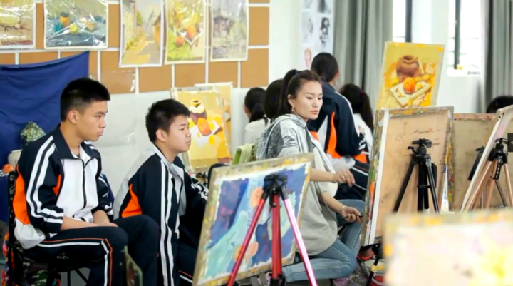 今年杭州很多中职学校都有发展新动向，中策职校康桥校区9月投入使用 美术职校今年新增莫干校区