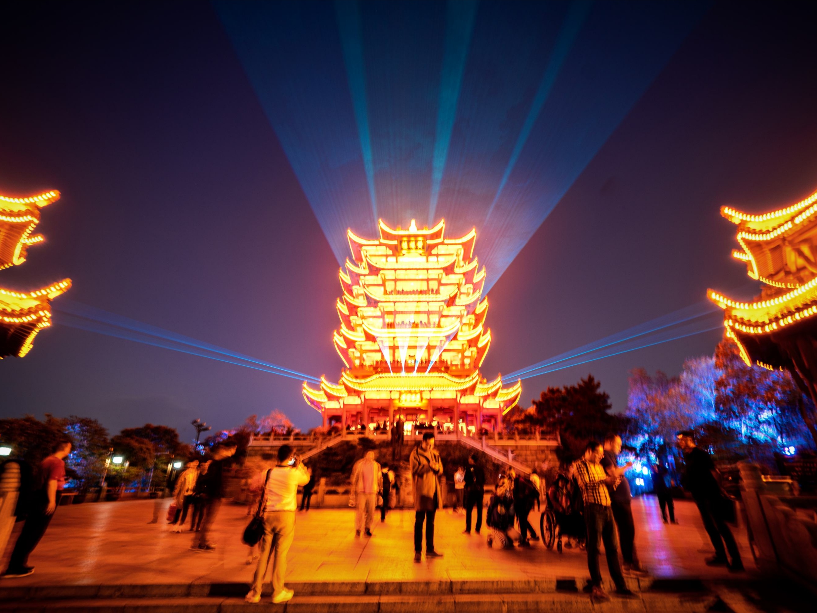 黄鹤楼(lou)在哪儿（黄鹤楼在哪里拍照比较好）