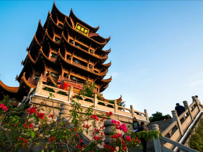 黄鹤楼在(zai)哪儿（黄鹤楼在哪里拍照比较(jiao)好）-第12张图片-大连(lian)信息网