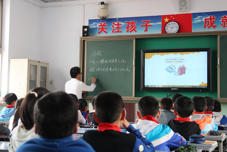 就想问一句，老师的权益到底谁来保障？