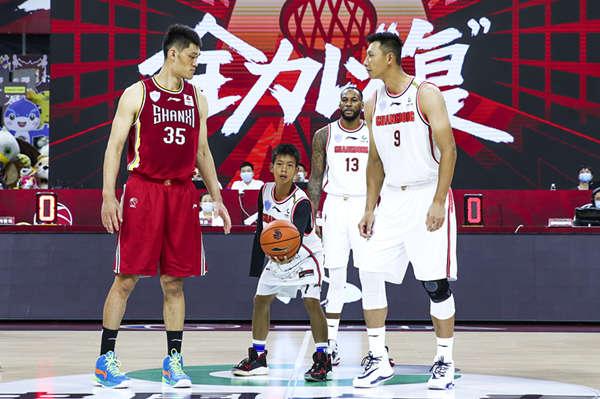 为什么cba没有跳球(独臂少年在CBA跳球遇尴尬 网友吐槽球员太冷漠)