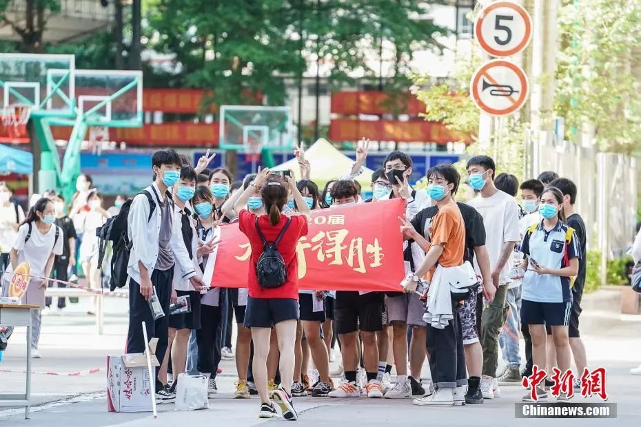 高考第一天，千叮万嘱还是发生了……