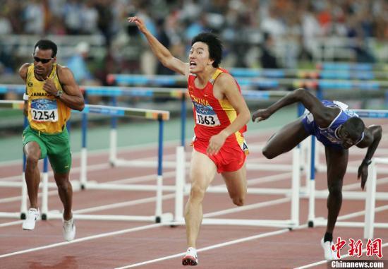 世界纪录，12秒88，14年：刘翔，从神坛到人间