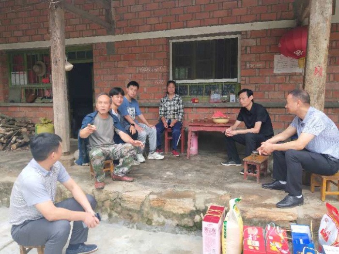 江苏城市职业学院（南通校区）再赴汉中开展教育扶贫调研