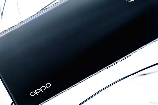 oppo手机a72像素多少（OPPO A72手机评测）