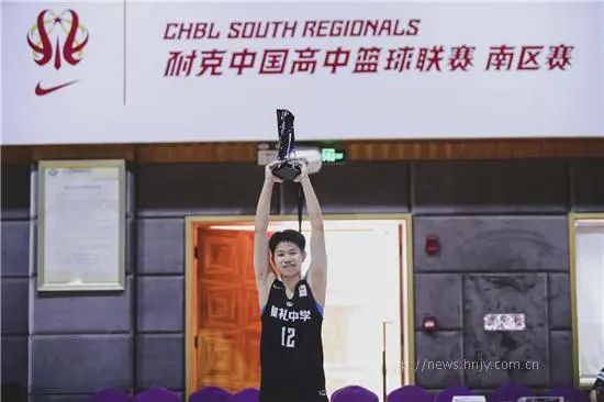 厉害了！湖南高中女篮、男篮双双夺冠