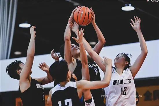 厉害了！湖南高中女篮、男篮双双夺冠