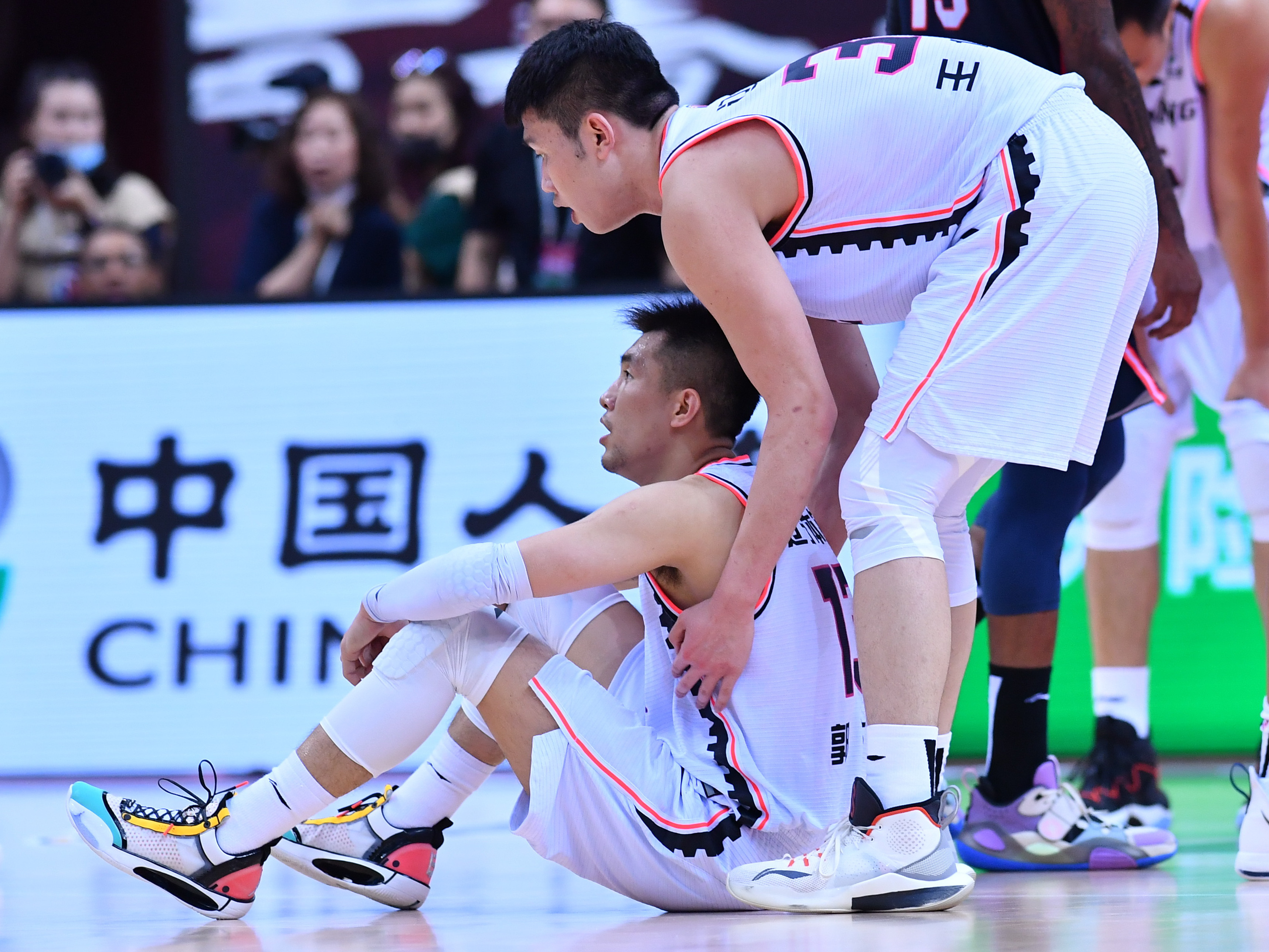 篮球——CBA总决赛第二场：辽宁本钢胜广东东莞银行