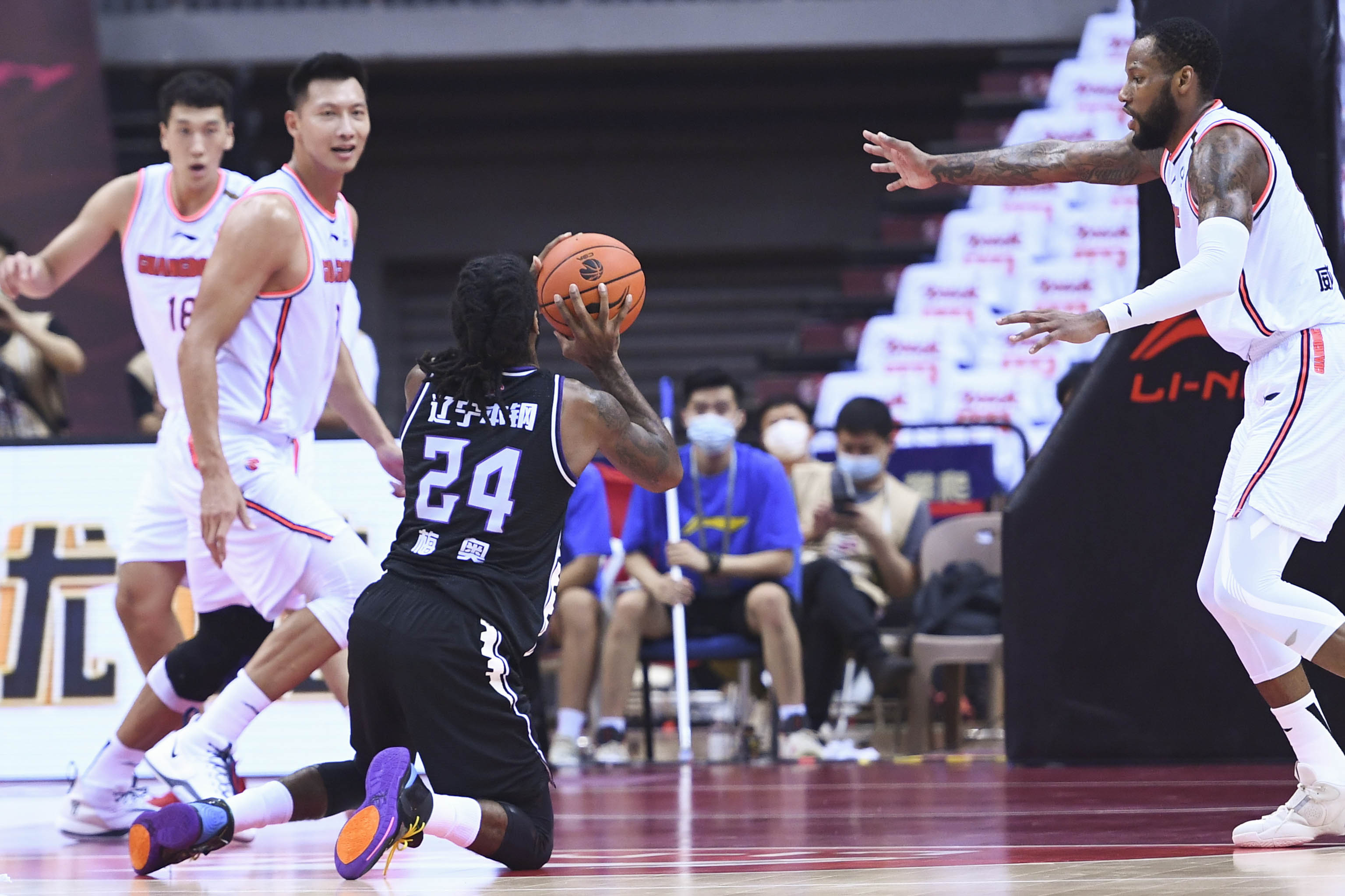 篮球——CBA总决赛：广东东莞银行夺冠