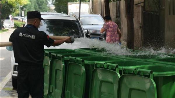 武汉这一区域停水，消防车洒水车跨区送水救急