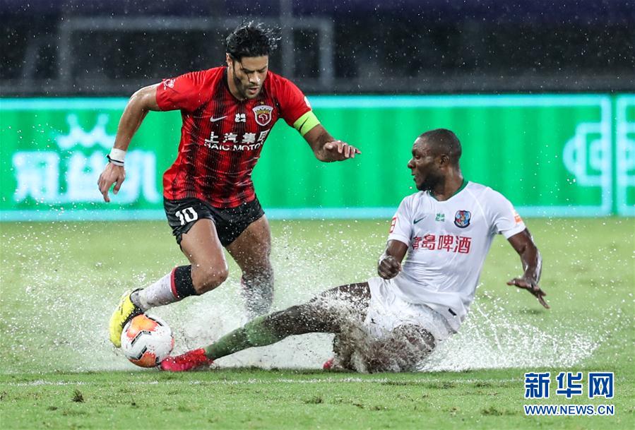 中超上海上港2-1青岛黄海青港战报(中超：上海上港胜青岛黄海青港)