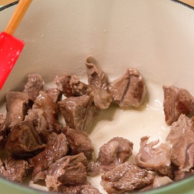 牛肉炖土豆的做法（全网最详细土豆炖牛肉的教程）