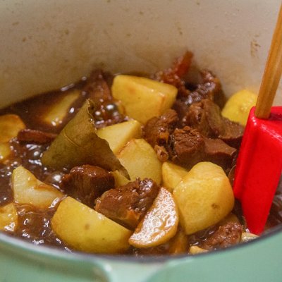 牛肉炖土豆的做法（全网最详细土豆炖牛肉的教程）