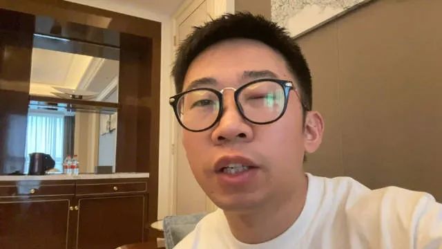 男演员被曝“30岁的人50岁的眼睛”!网友:太吓人,不敢再天天做这事了…