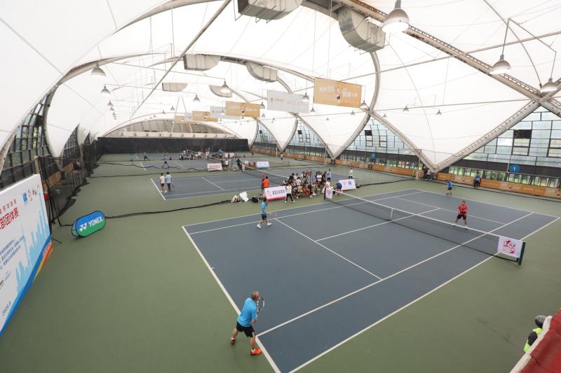 上海围城网球俱乐部（网球俱乐部团体赛嘉定重启，快乐球场老友重逢：这场球赛等得太久了）-趣拿体育