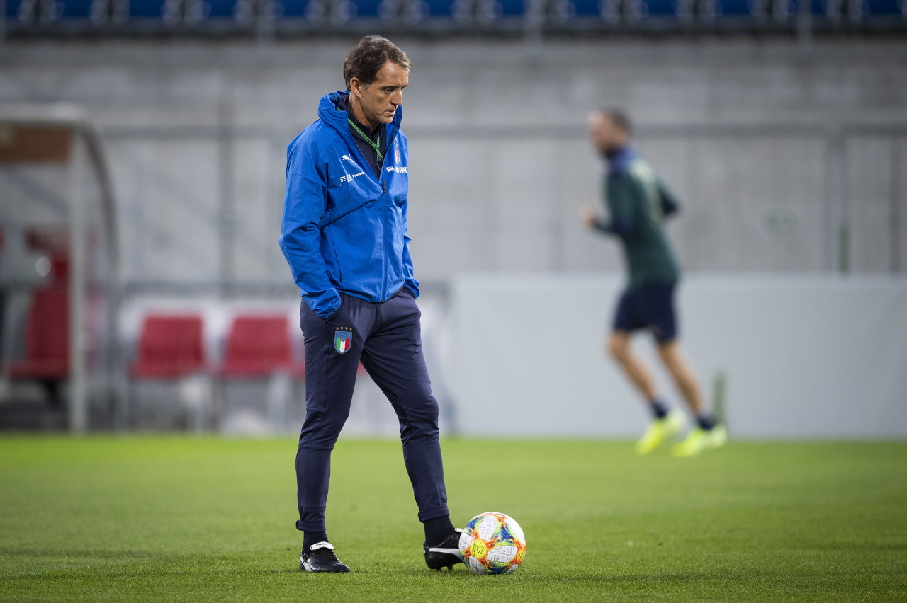 2012年西班牙vs意大利（过去14次交手意大利仅两次击败西班牙，上一次是16年欧洲杯）-趣拿体育