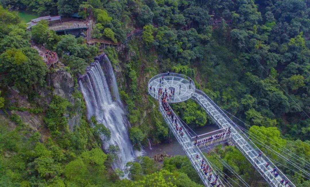 廊坊宾馆有羽毛球场吗(温泉、网球、射箭……瑰丽旗下的这家全新度假酒店也太多好玩的啦)