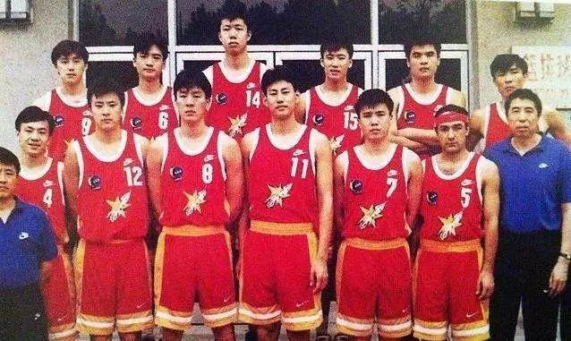 cba八一隊在哪個省（上游觀察｜八一隊退出CBA結束一段傳奇，曾在重慶設立主場，如今球員去向難題待解）