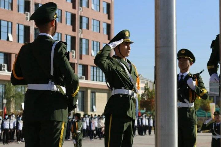 霸气超燃！山东力明科技职业学院新生军训成果汇报