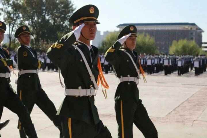 霸气超燃！山东力明科技职业学院新生军训成果汇报