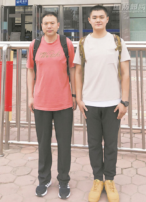 走近火箭军部队3对父子兵,共同战斗在砺剑铸盾的火热战场