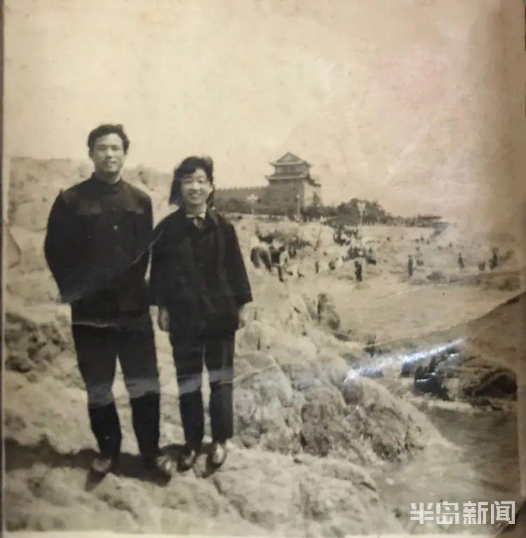 青岛一对夫妻成拆迁网红!手里9套房,开着房车游遍全国!这么多房子…咋来的