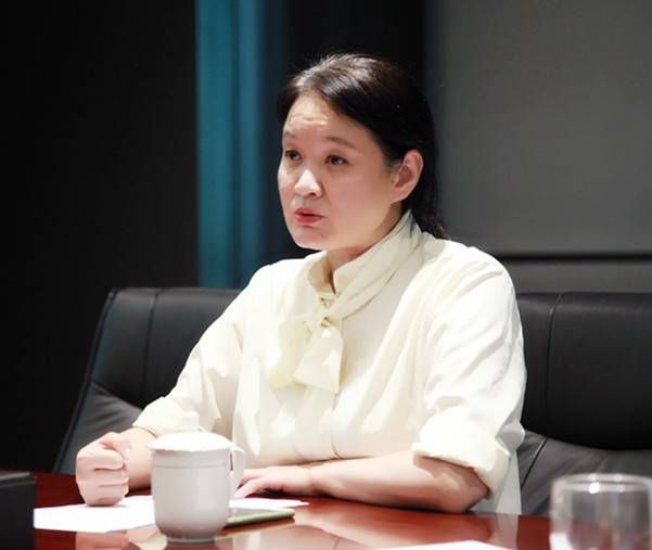 苏州市广电总台党委书记,台长沈玲是昆曲mv《游园惊梦》的出品人,在她