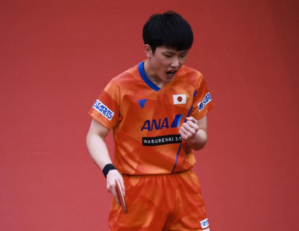 马龙世界杯2019(复仇！马龙4-3逆转日本小将张本智和，闯入男乒世界杯决赛)