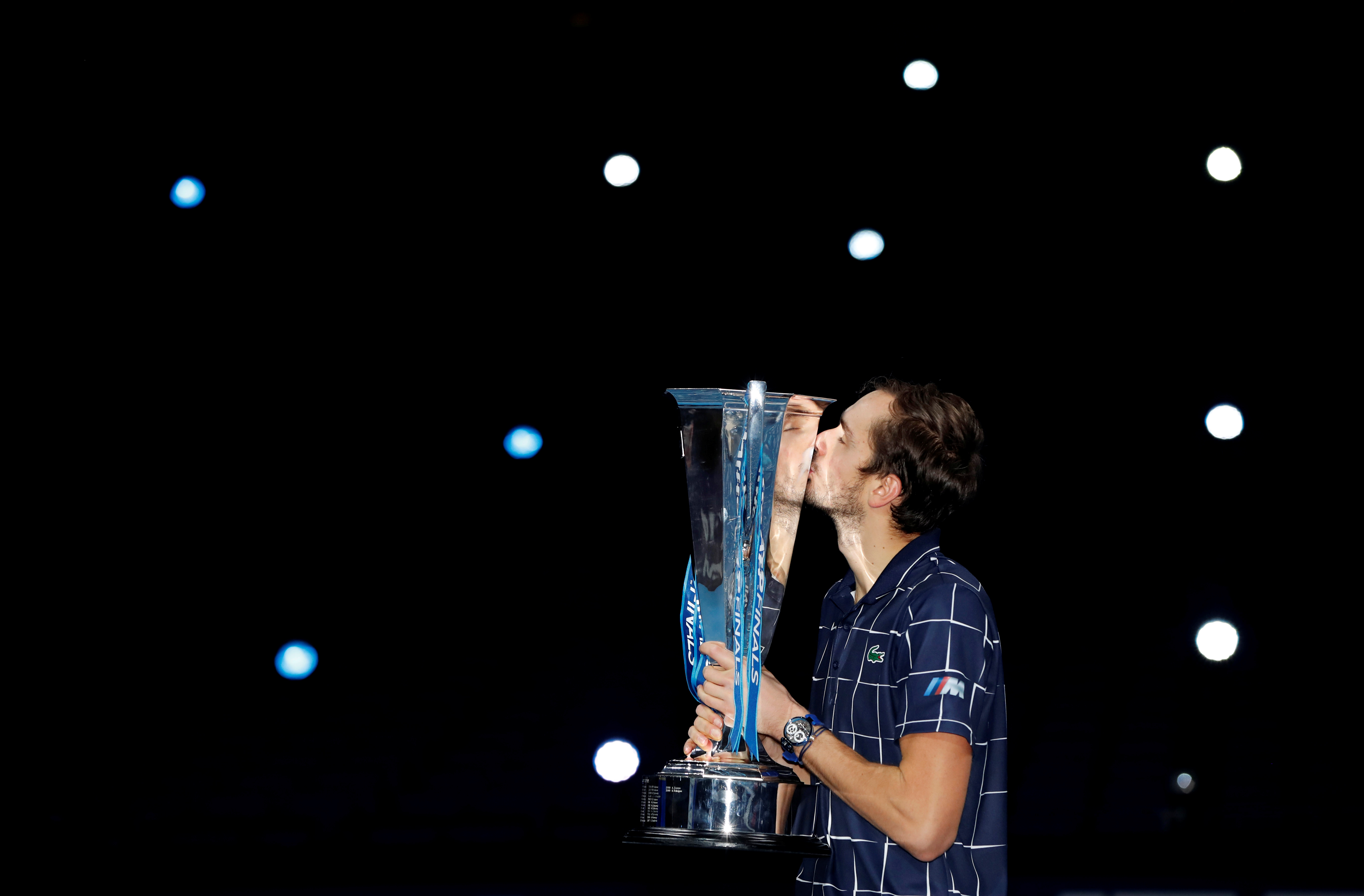 atp世界巡回赛总决赛(网球——ATP年终总决赛：梅德韦杰夫夺冠)
