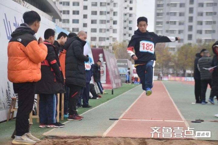 田径精英官网下载（博兴县中小学生田径精英测试赛圆满结束）