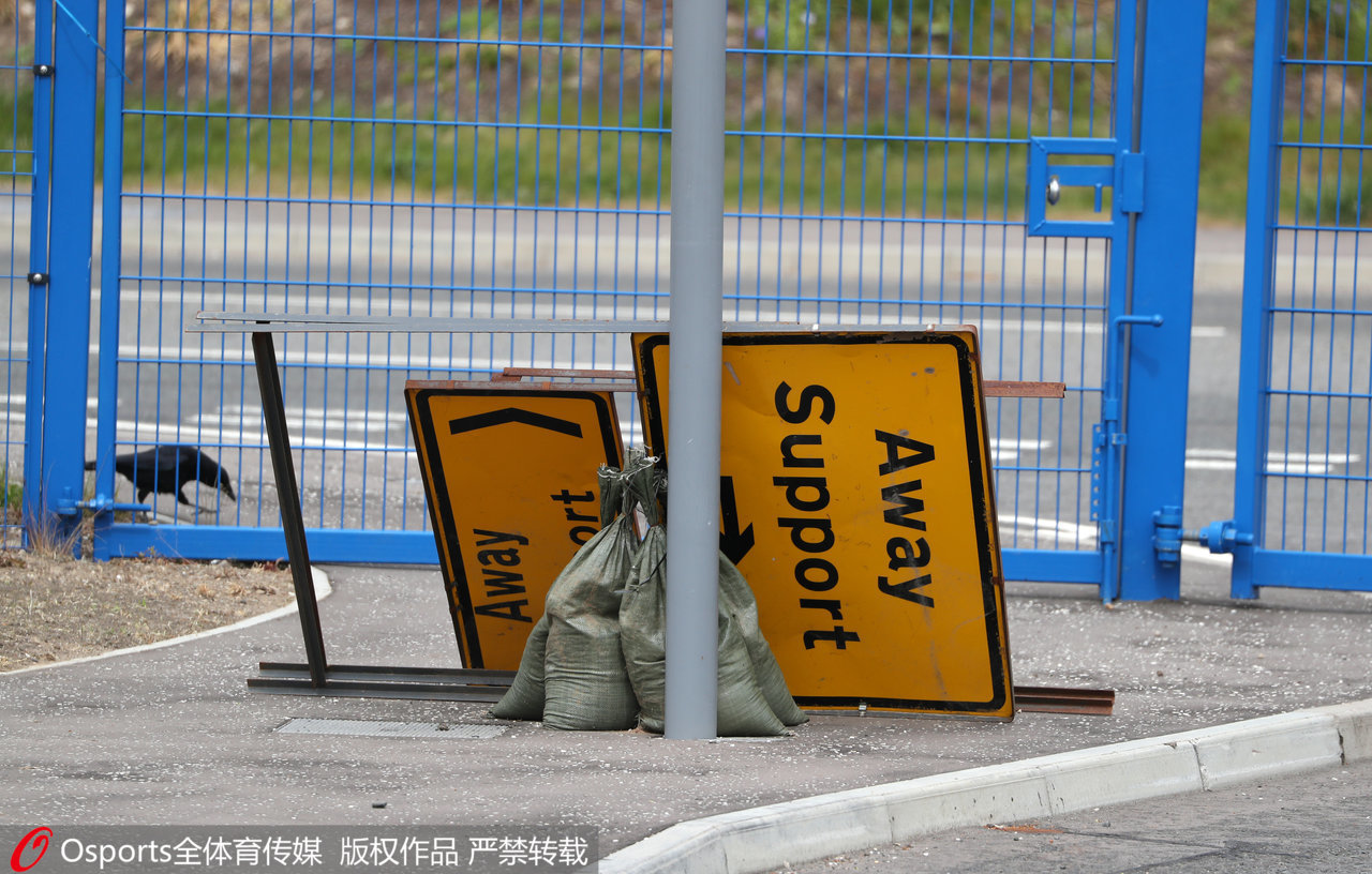英超球迷什么时候能恢复（英国政府计划12月恢复球迷入场观赛，但英超刚确诊8例阳性）-趣拿体育
