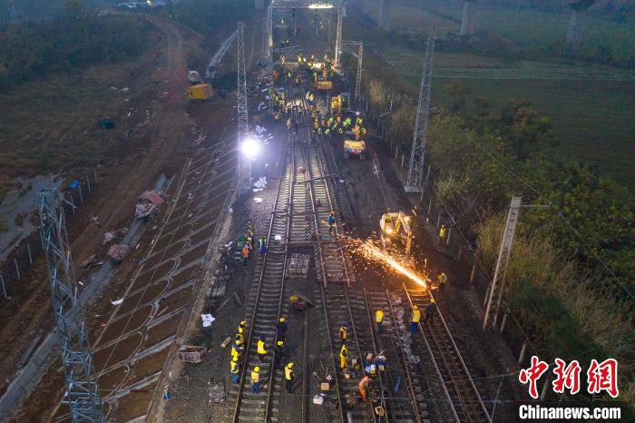 焦柳铁路至襄北枢纽形成双通道 浩吉铁路货运南下运能提升