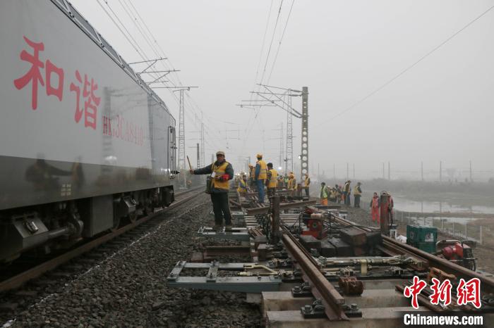 焦柳铁路至襄北枢纽形成双通道 浩吉铁路货运南下运能提升