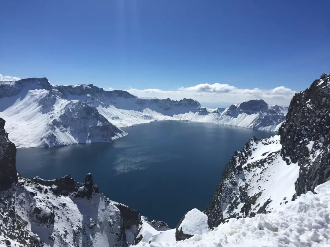 哈尔滨哪里滑雪比较好(国内最佳滑雪目的地，这个冬天Pick哪一个？)